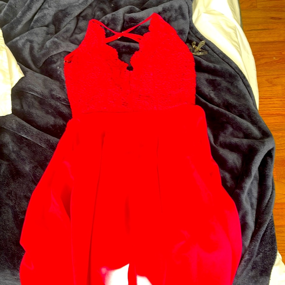 hot pink dress super cute!!
